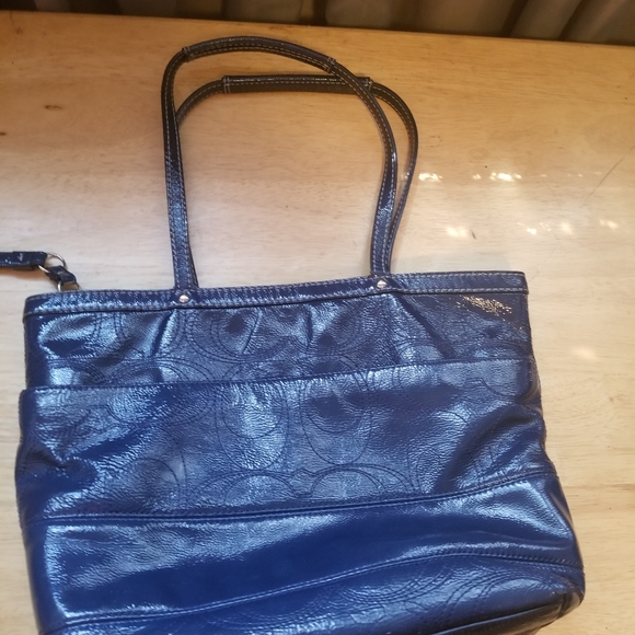 Coach purse - Picture 3 of 4